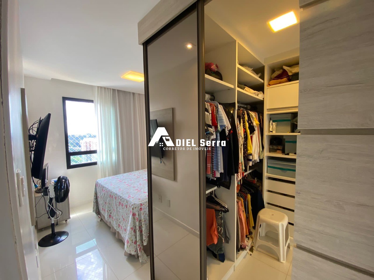 Apartamento - Paralela