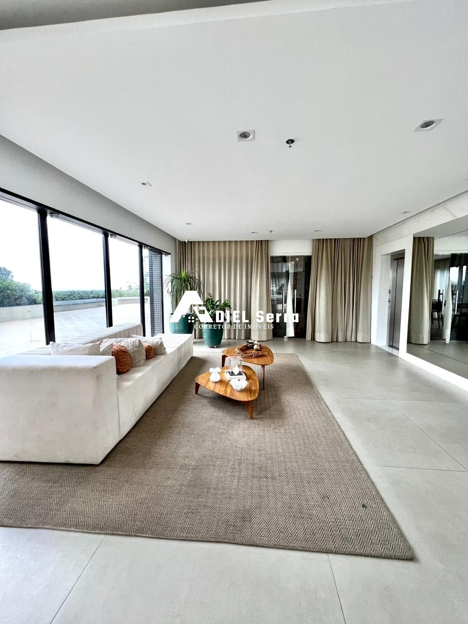 Apartamento - Horto florestal