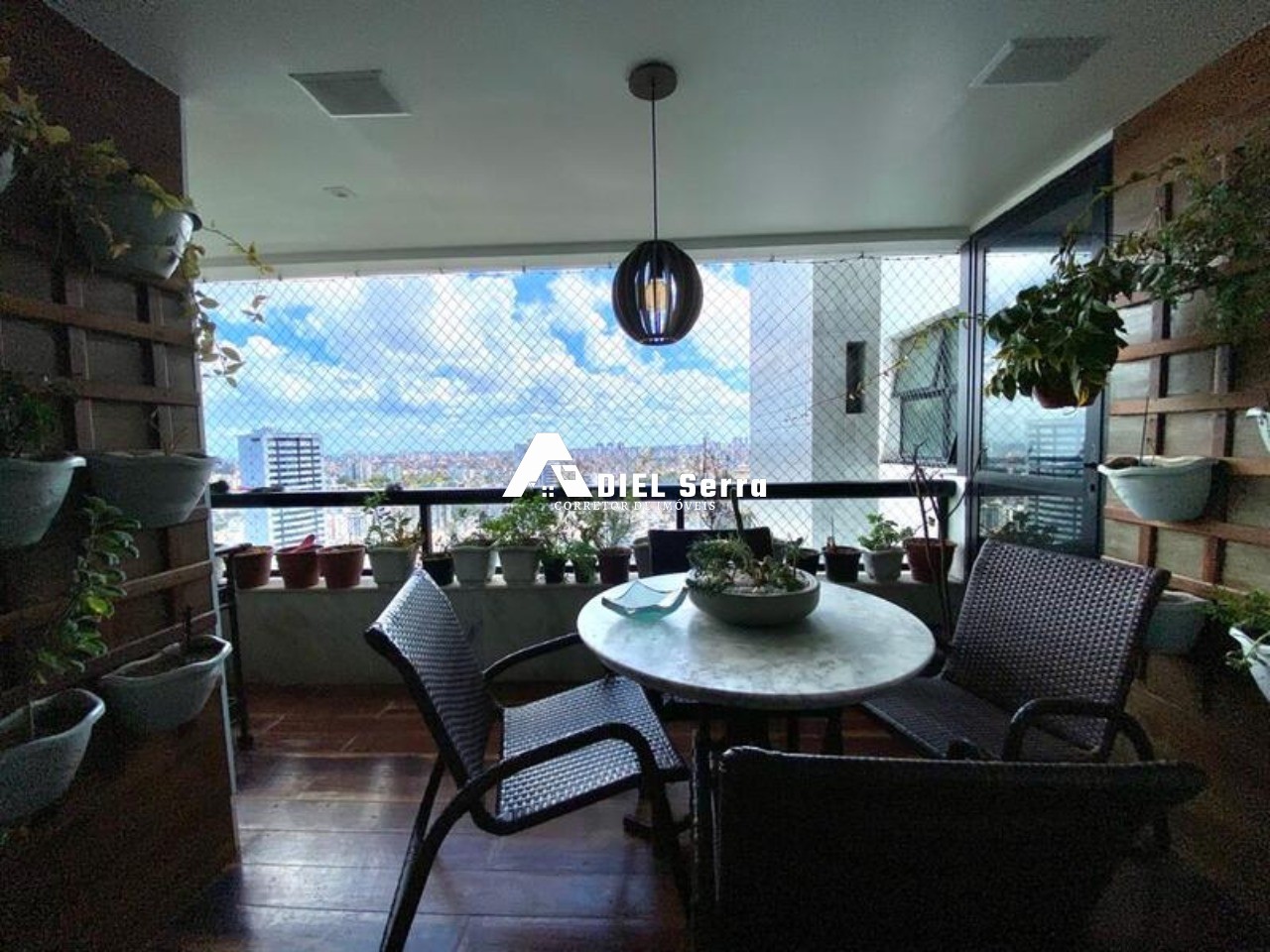 Apartamento - Horto florestal