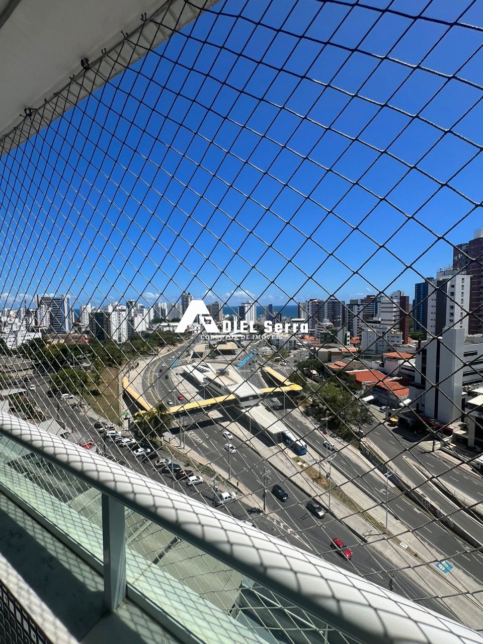 Apartamento - Itaigara