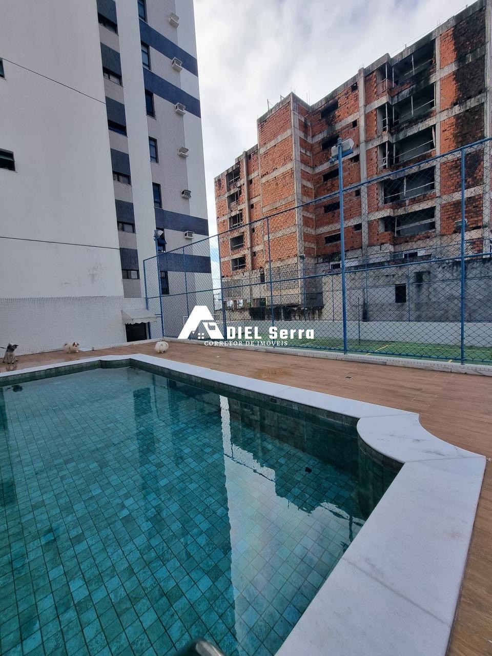 Apartamento - Caminho das árvores