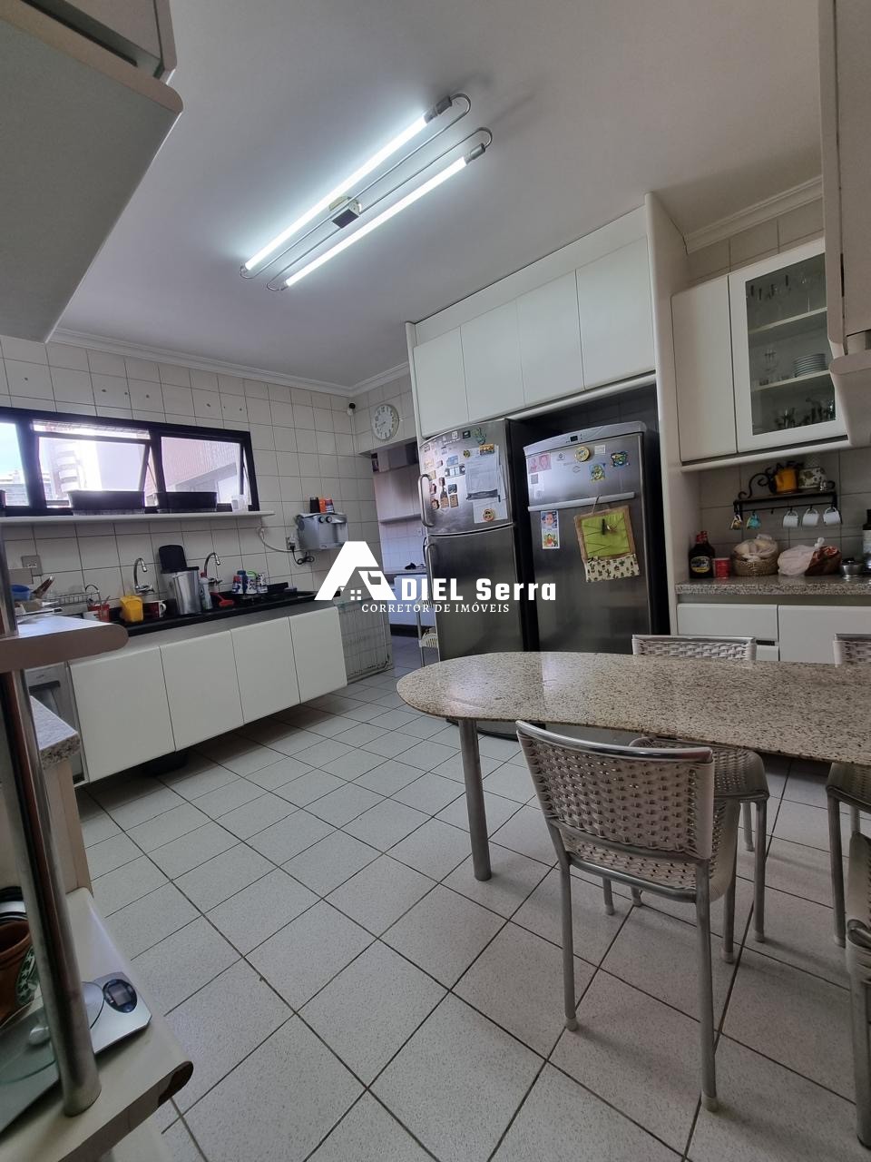 Apartamento - Caminho das árvores