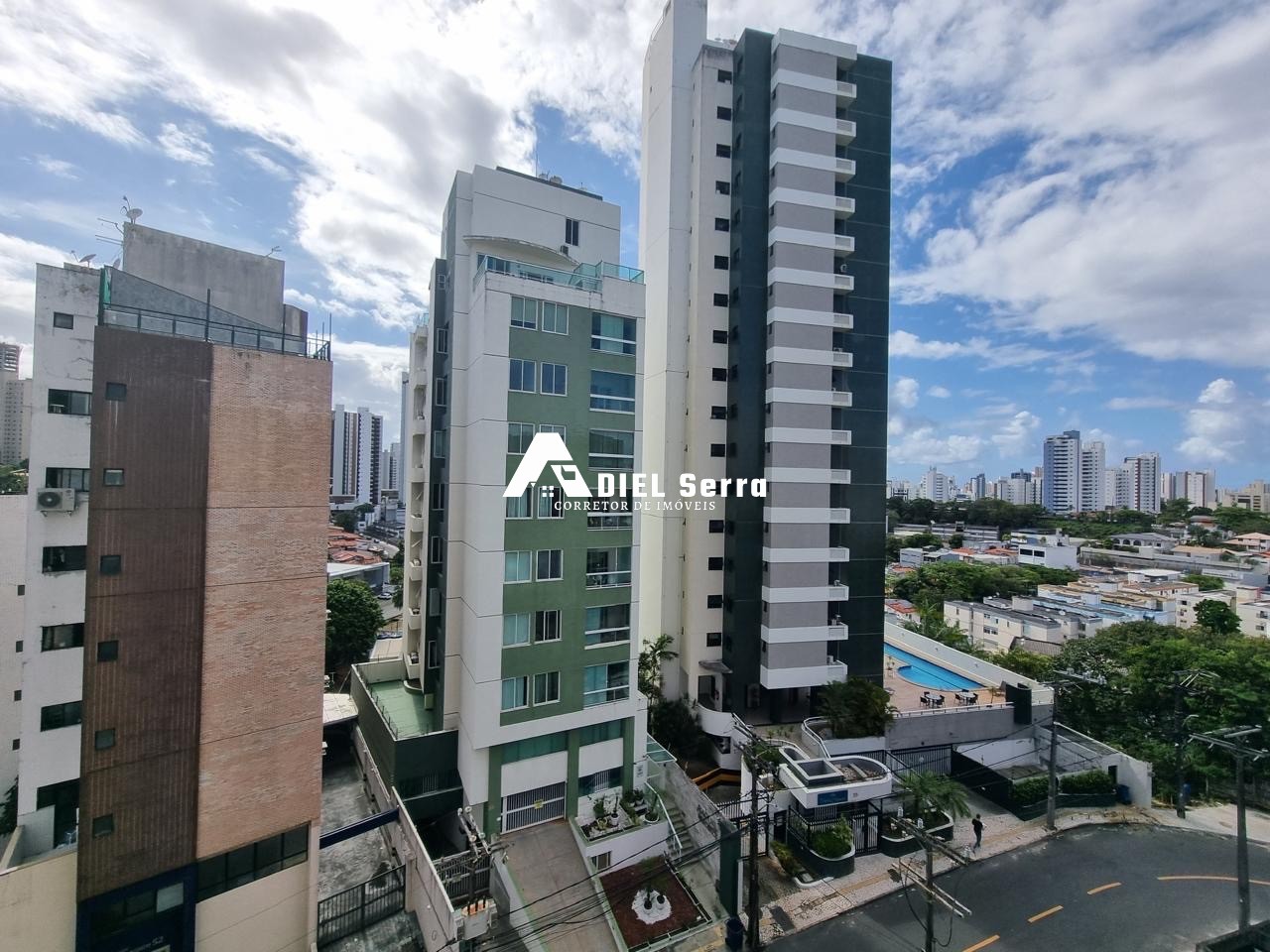 Apartamento - Caminho das árvores