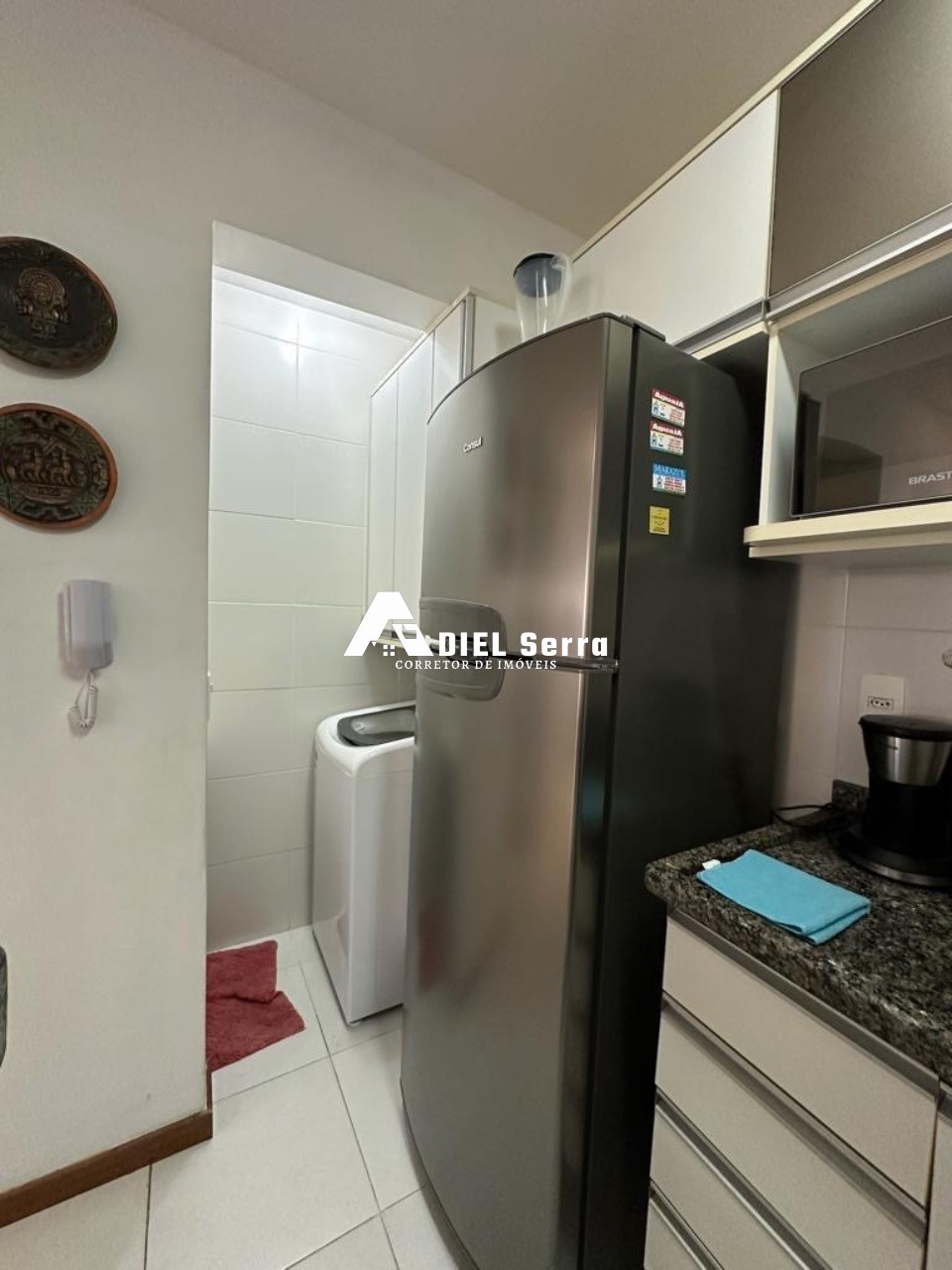 Apartamento - Caminho das árvores