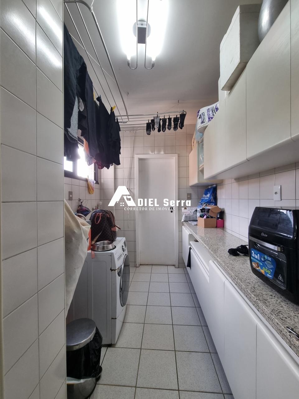 Apartamento - Caminho das árvores