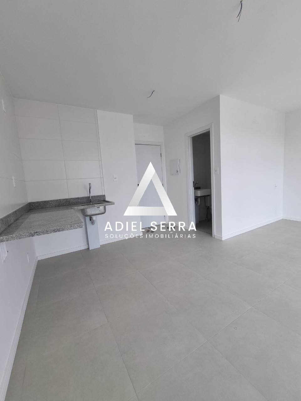 Apartamento - Caminho das árvores