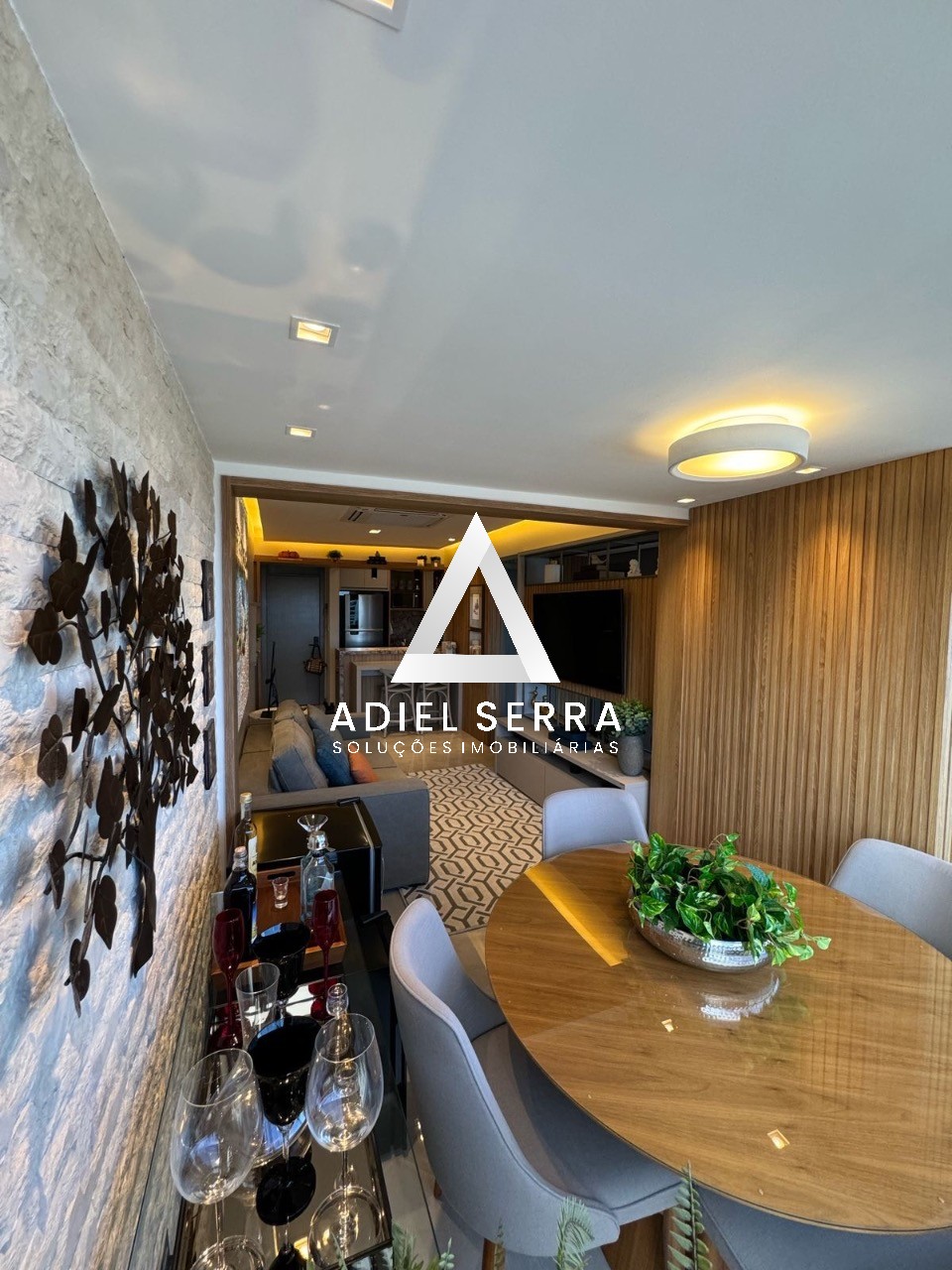 Apartamento - Caminho das árvores