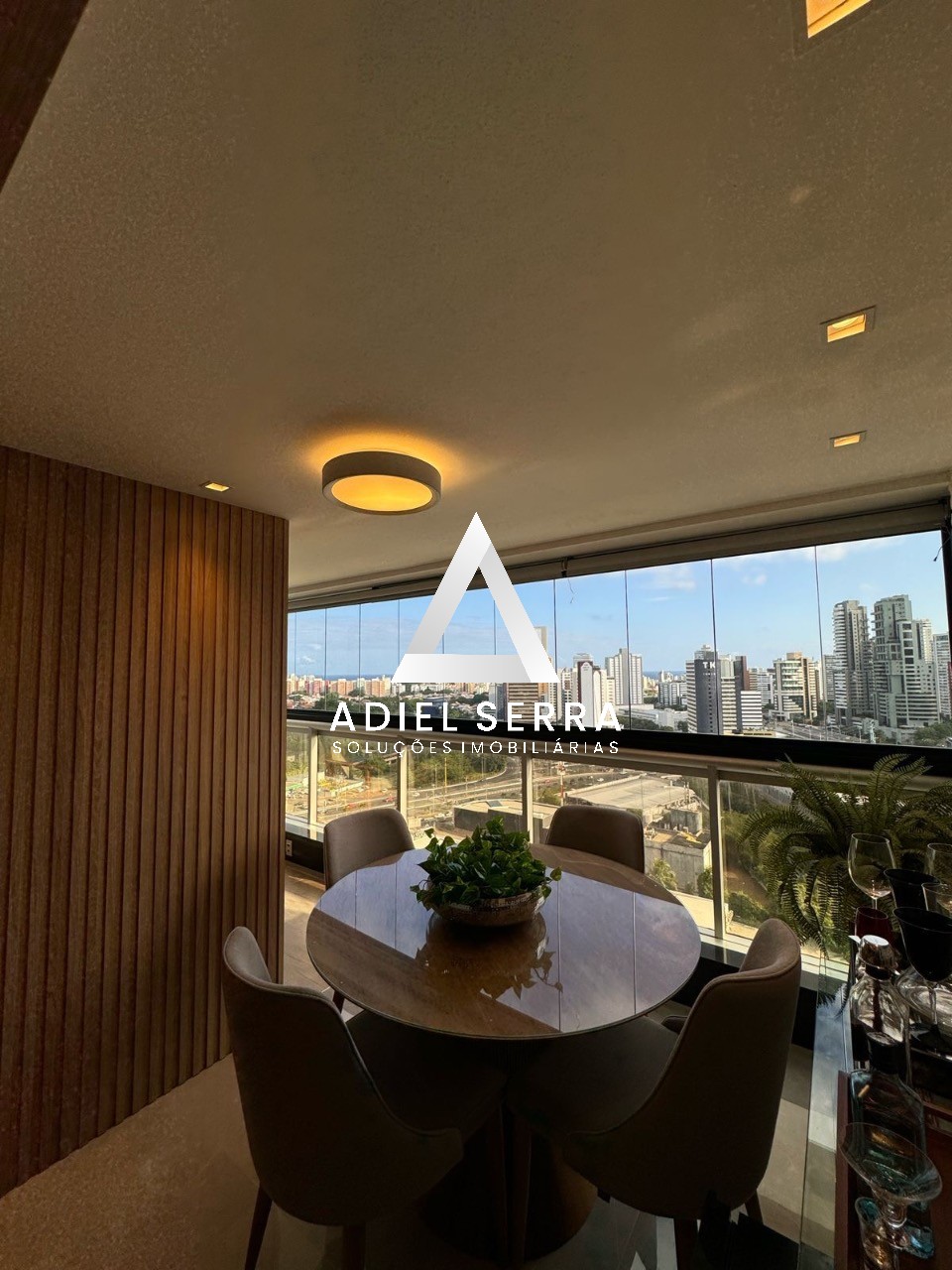 Apartamento - Caminho das árvores