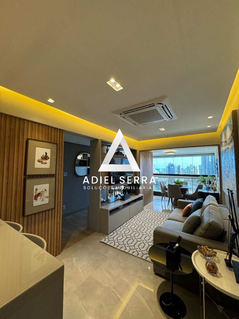 Apartamento - Caminho das árvores