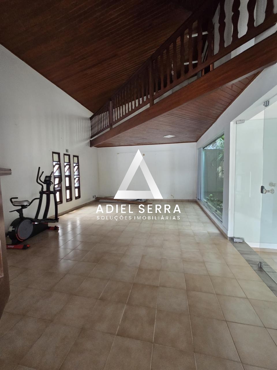 Sala Comercial  - Caminho das árvores