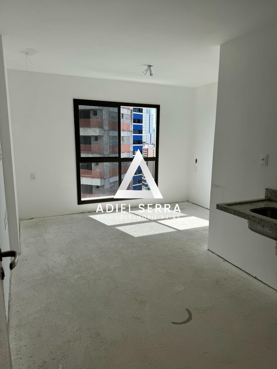Apartamento - Caminho das árvores