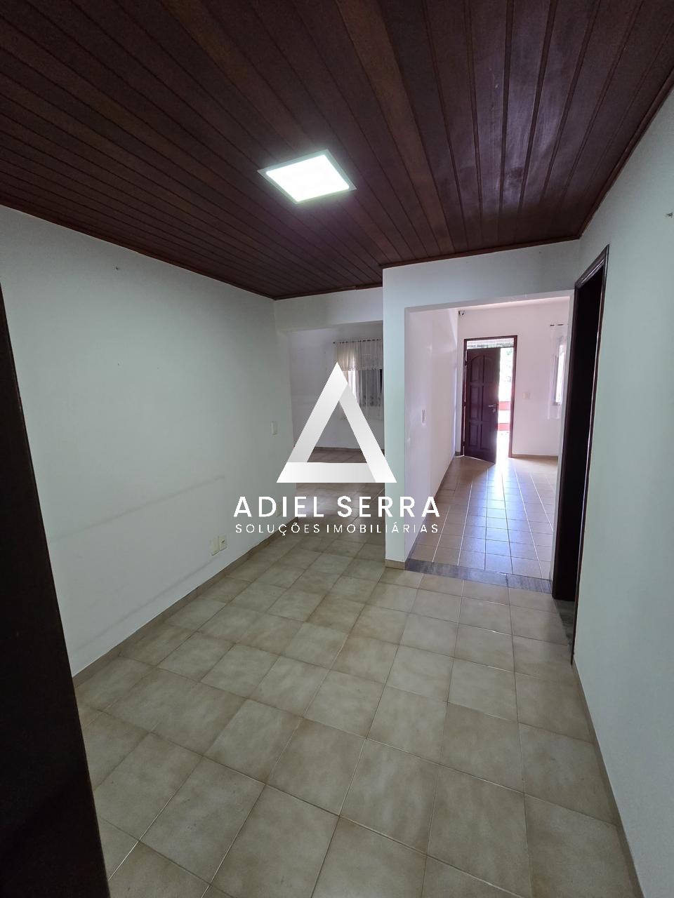 Sala Comercial  - Caminho das árvores