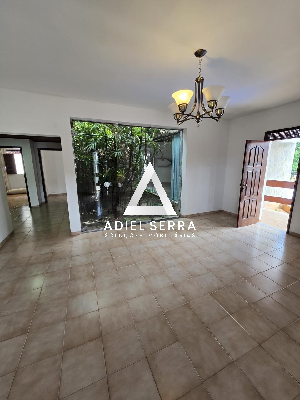 Sala Comercial  - Caminho das árvores