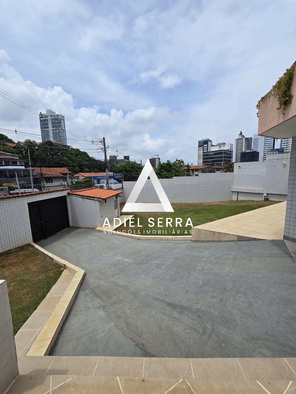 Sala Comercial  - Caminho das árvores