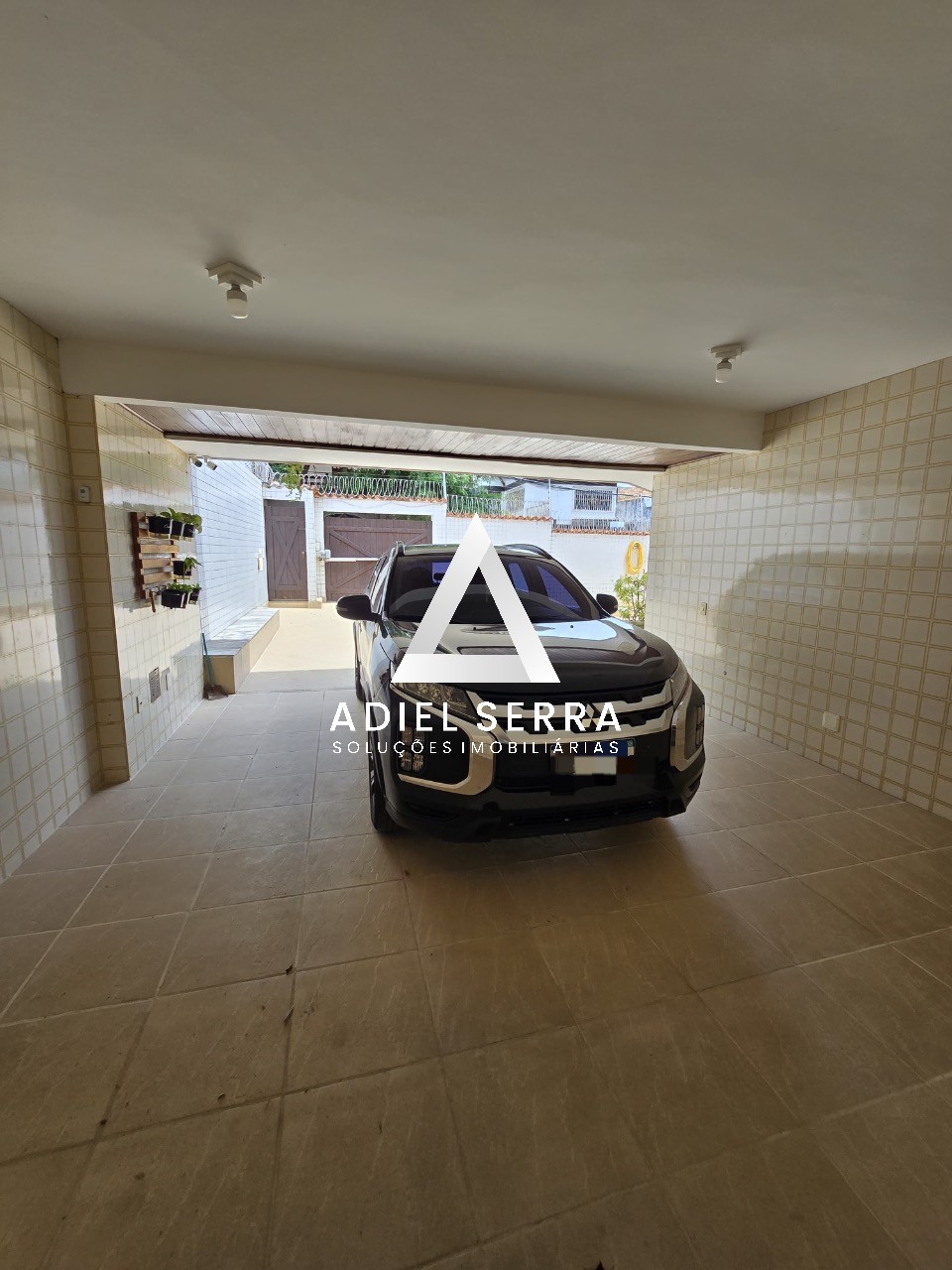 Sala Comercial  - Caminho das árvores