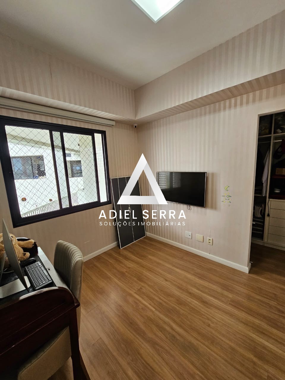 Apartamento - Horto florestal