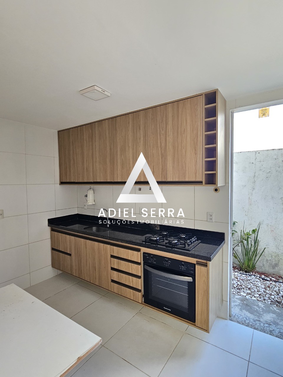 Apartamento - Buraquinho