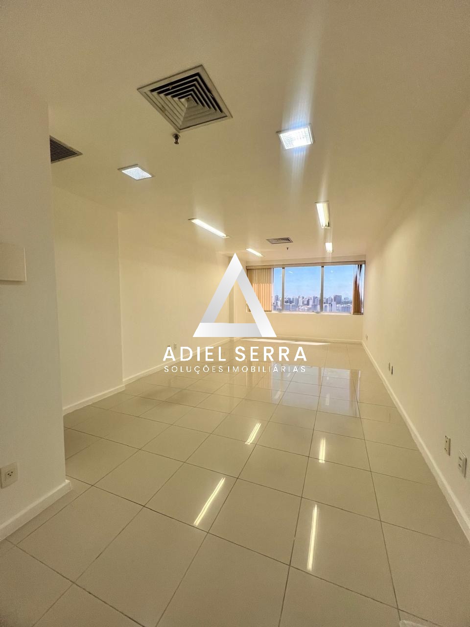 Apartamento - Caminho das árvores