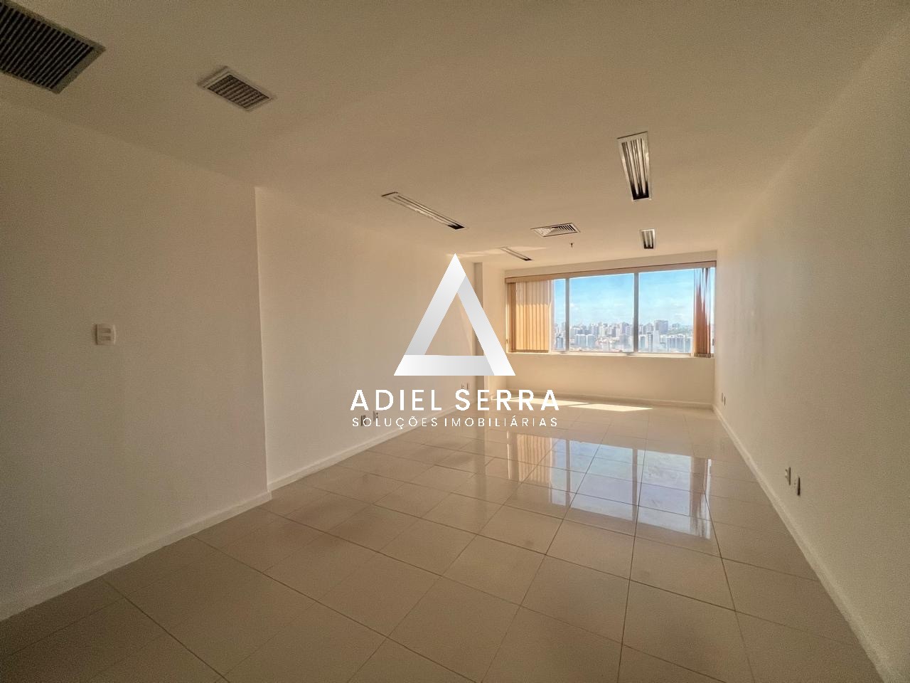 Apartamento - Caminho das árvores