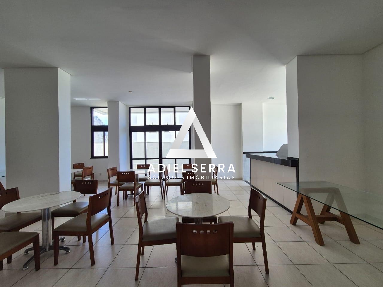 Apartamento - Caminho das árvores