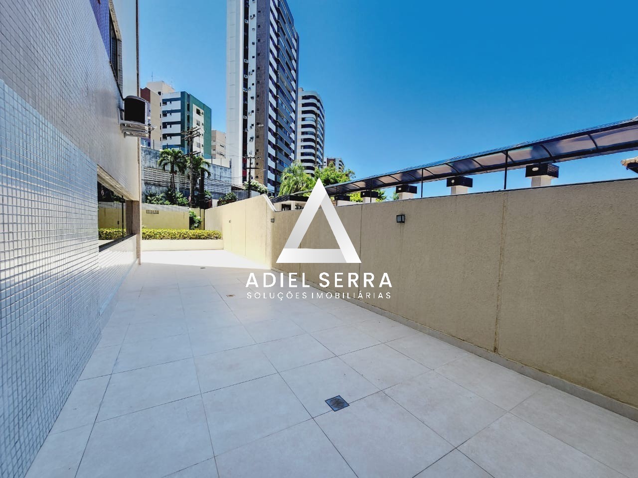 Apartamento - Caminho das árvores