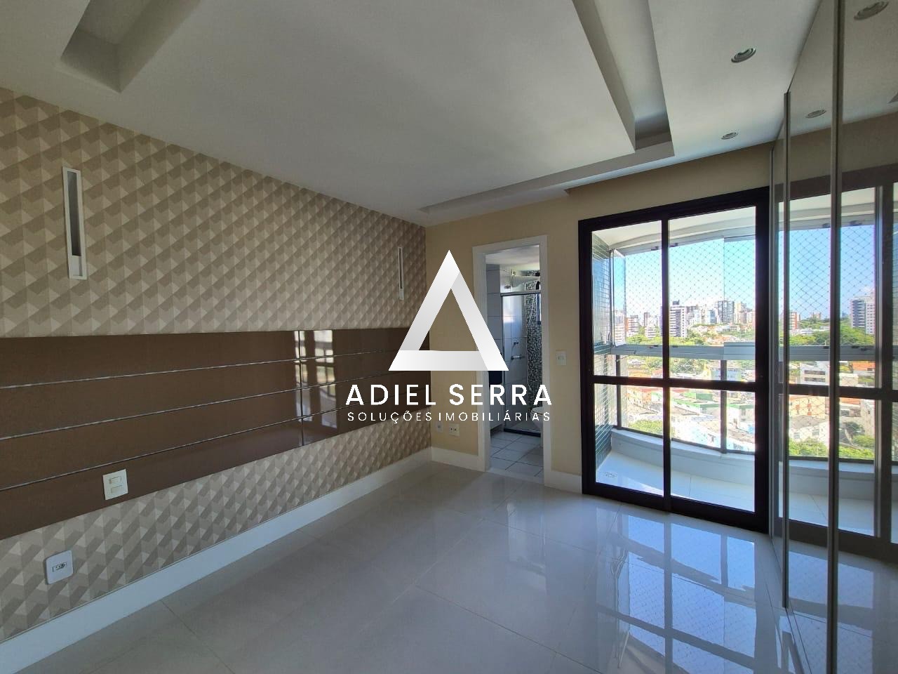 Apartamento - Caminho das árvores