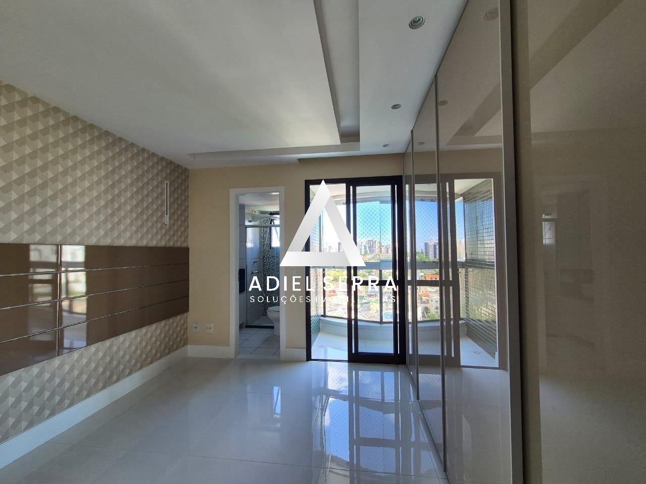 Apartamento - Caminho das árvores