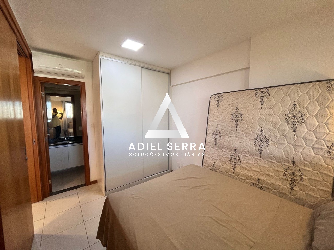 Apartamento - Caminho das árvores