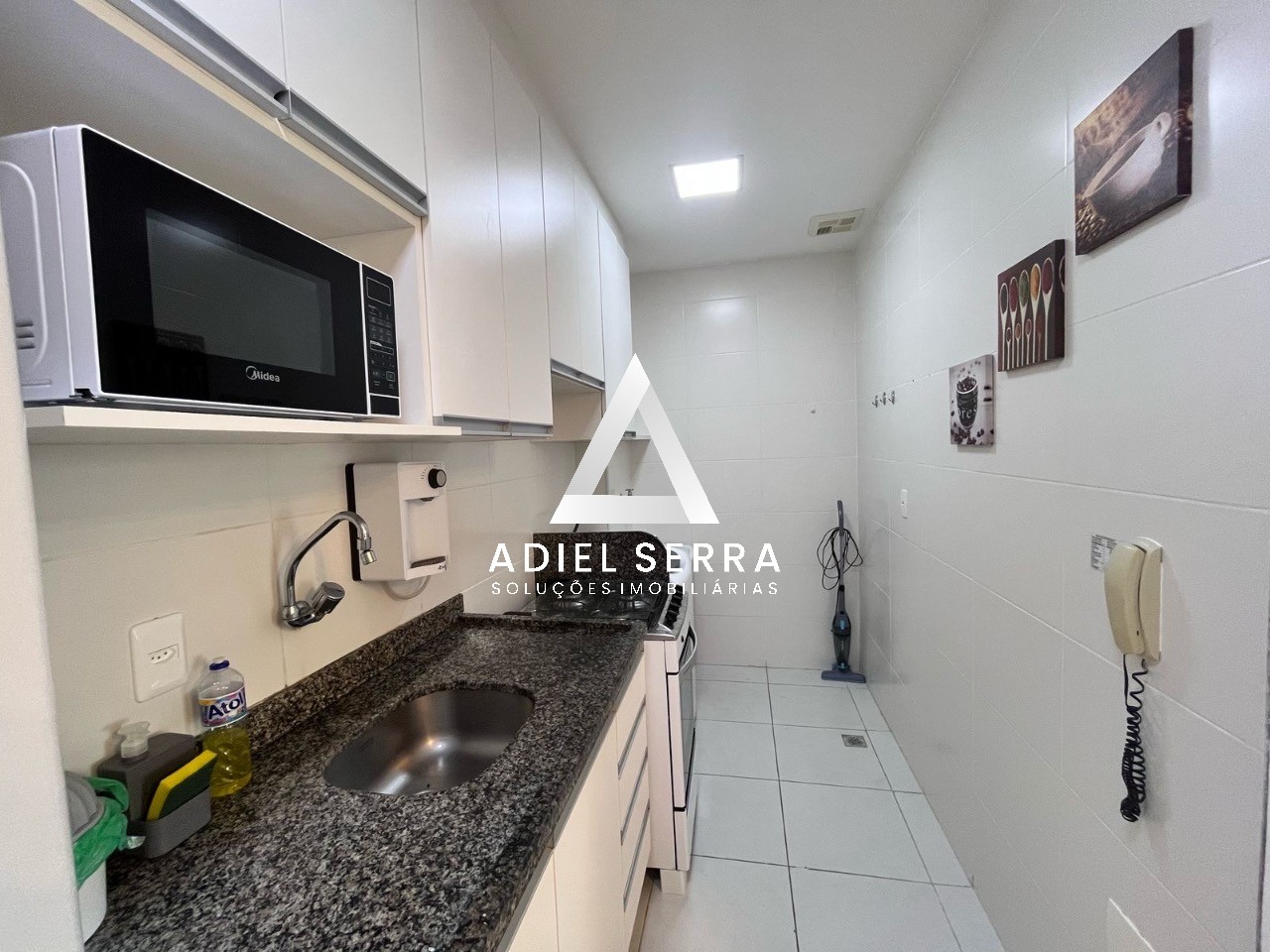Apartamento - Caminho das árvores
