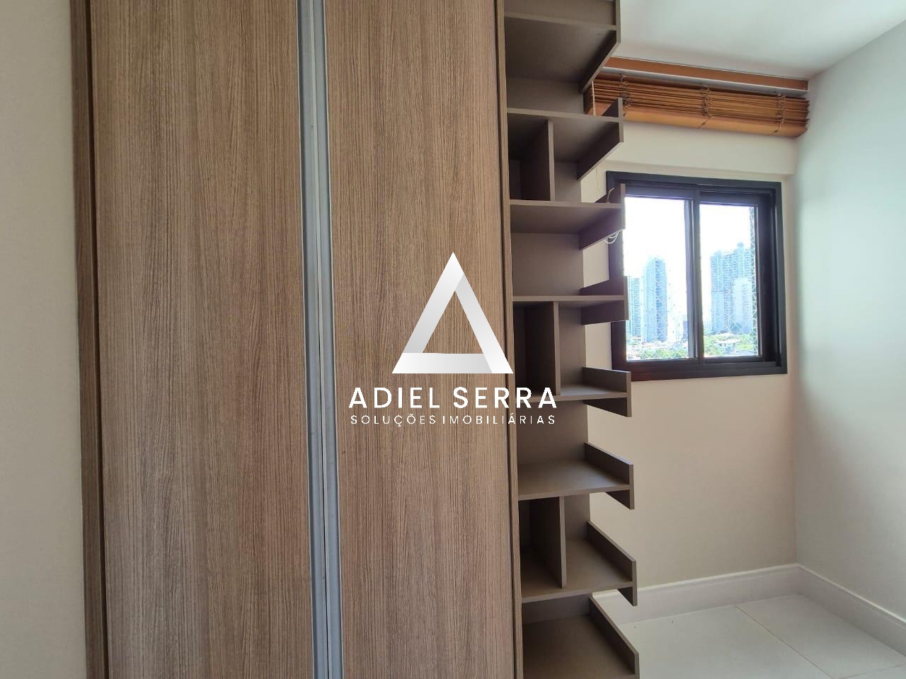 Apartamento - Caminho das árvores