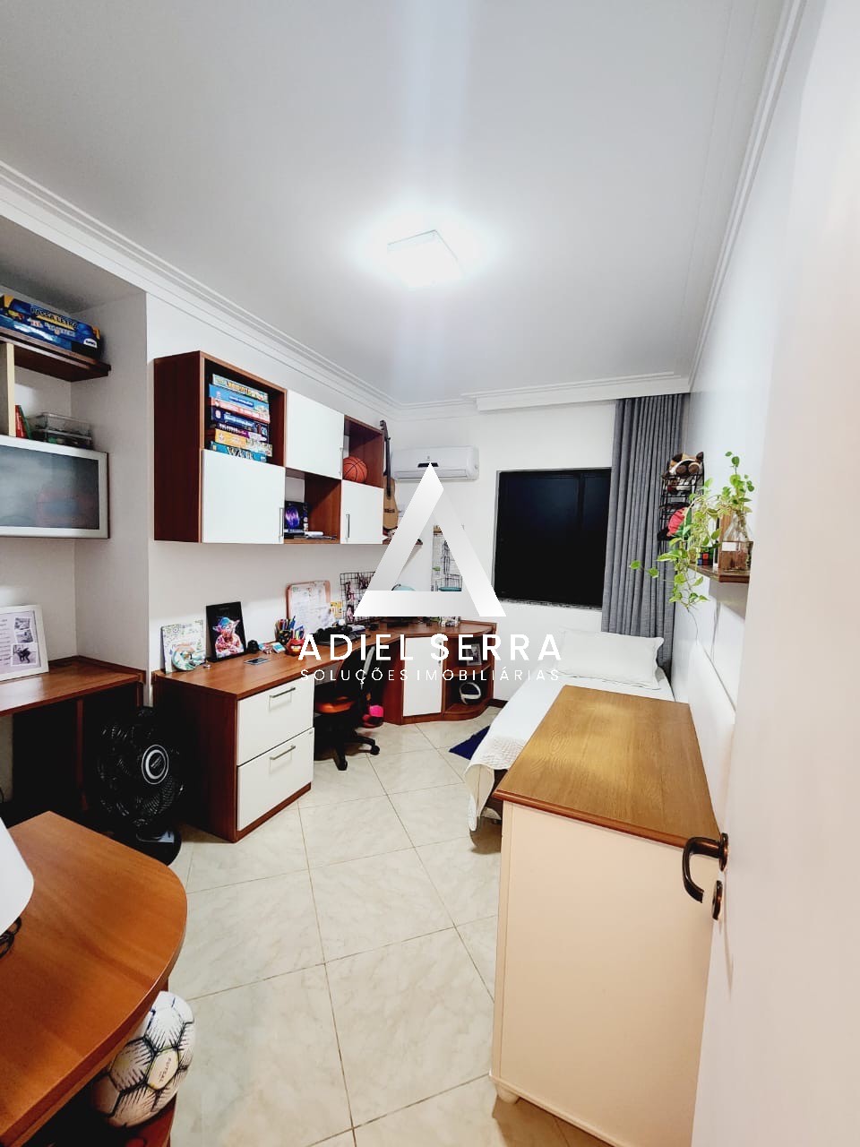Apartamento - Caminho das árvores