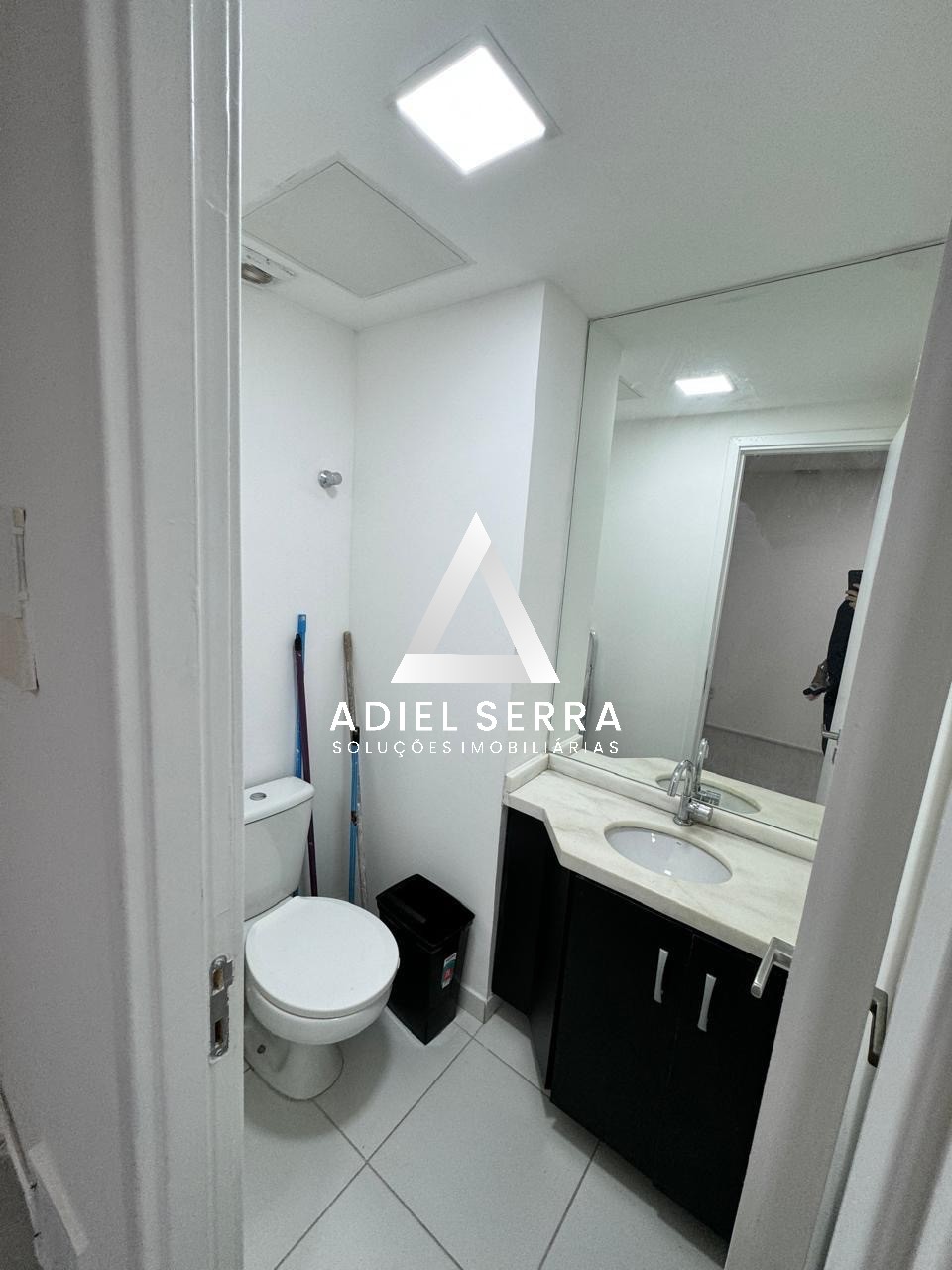 Apartamento - Caminho das árvores
