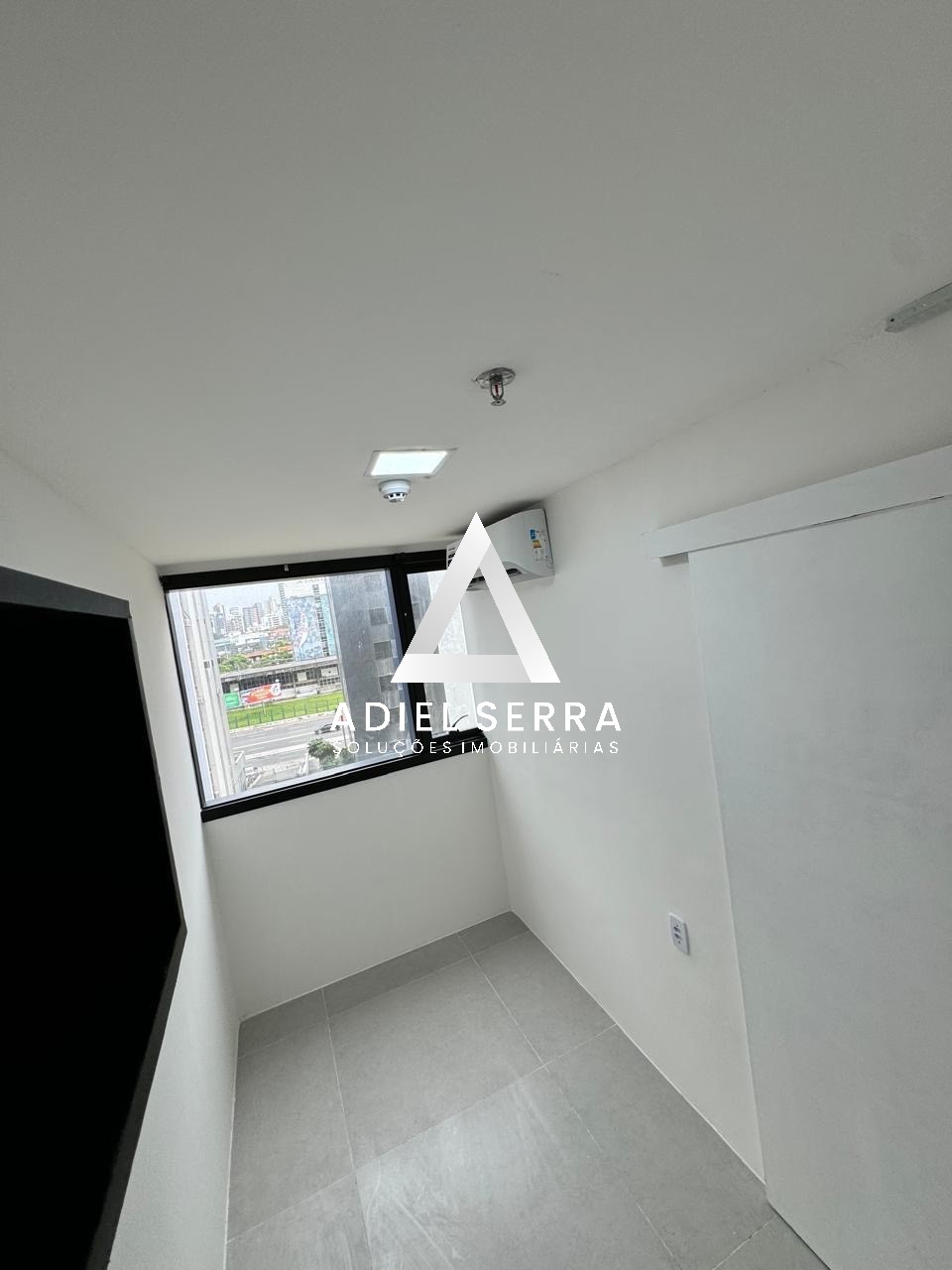 Apartamento - Caminho das árvores