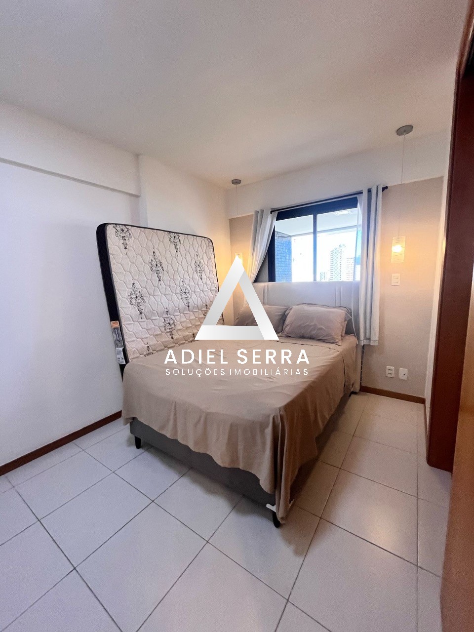 Apartamento - Caminho das árvores