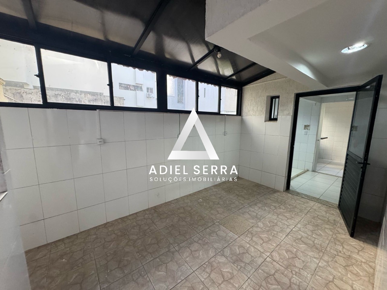 Apartamento - Costa azul