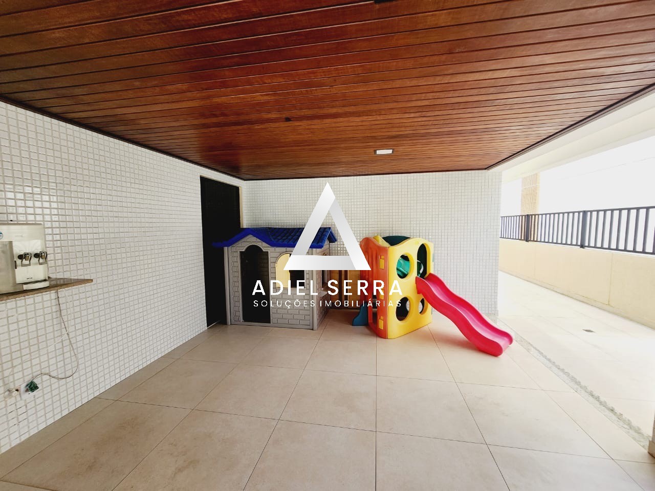Apartamento - Caminho das árvores