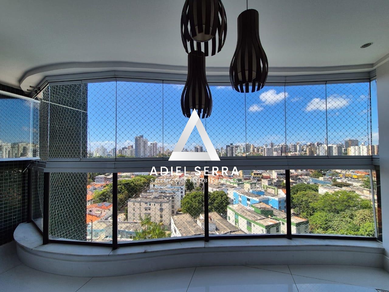 Apartamento - Caminho das árvores