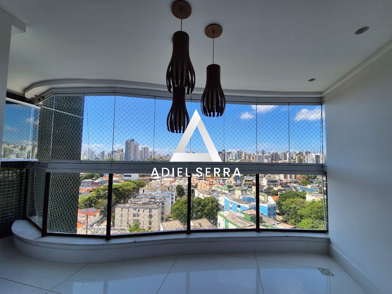 Apartamento - Caminho das árvores