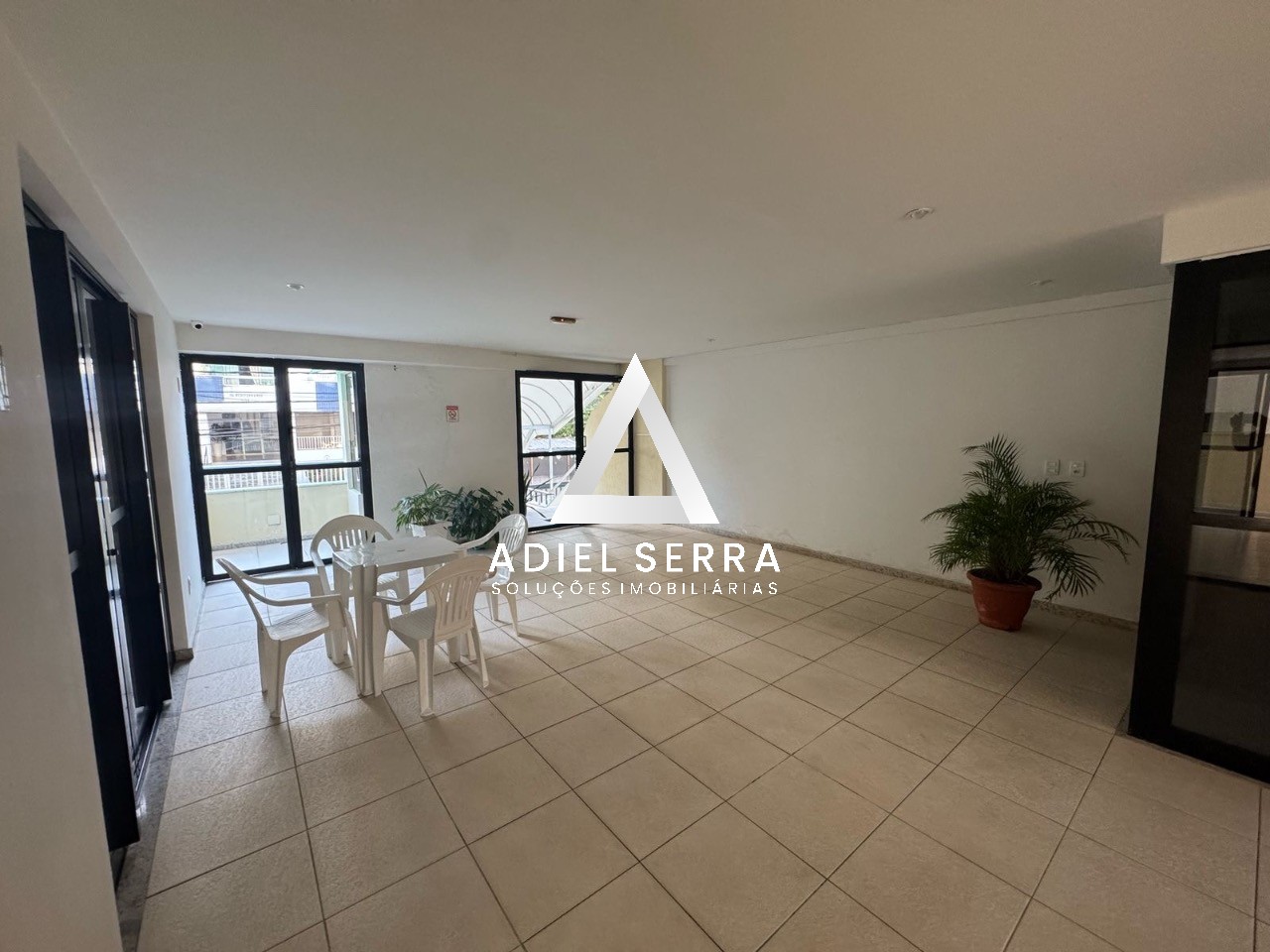 Apartamento - Costa azul