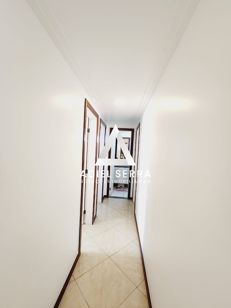 Apartamento - Caminho das árvores