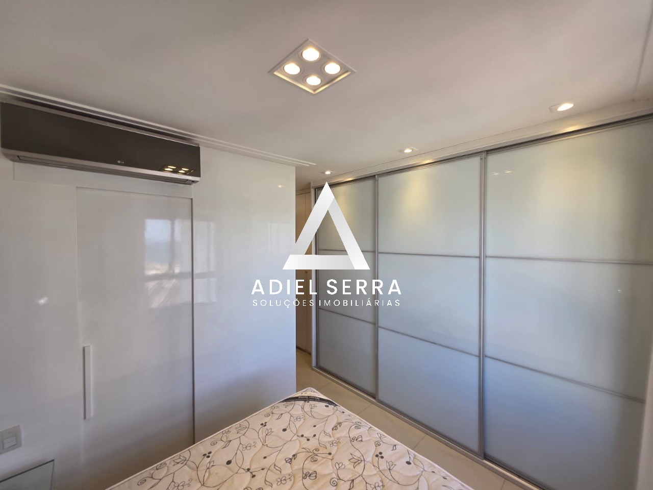 Apartamento - Horto florestal