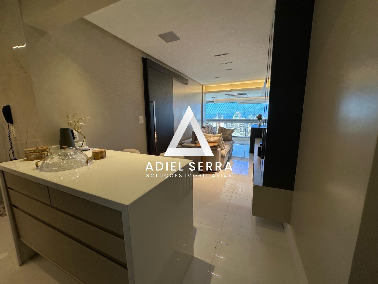 Apartamento - Caminho das árvores