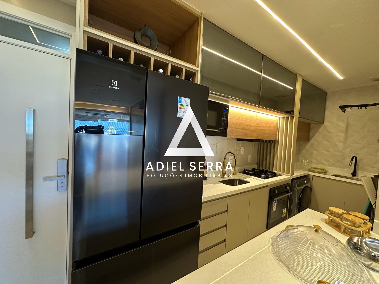 Apartamento - Caminho das árvores