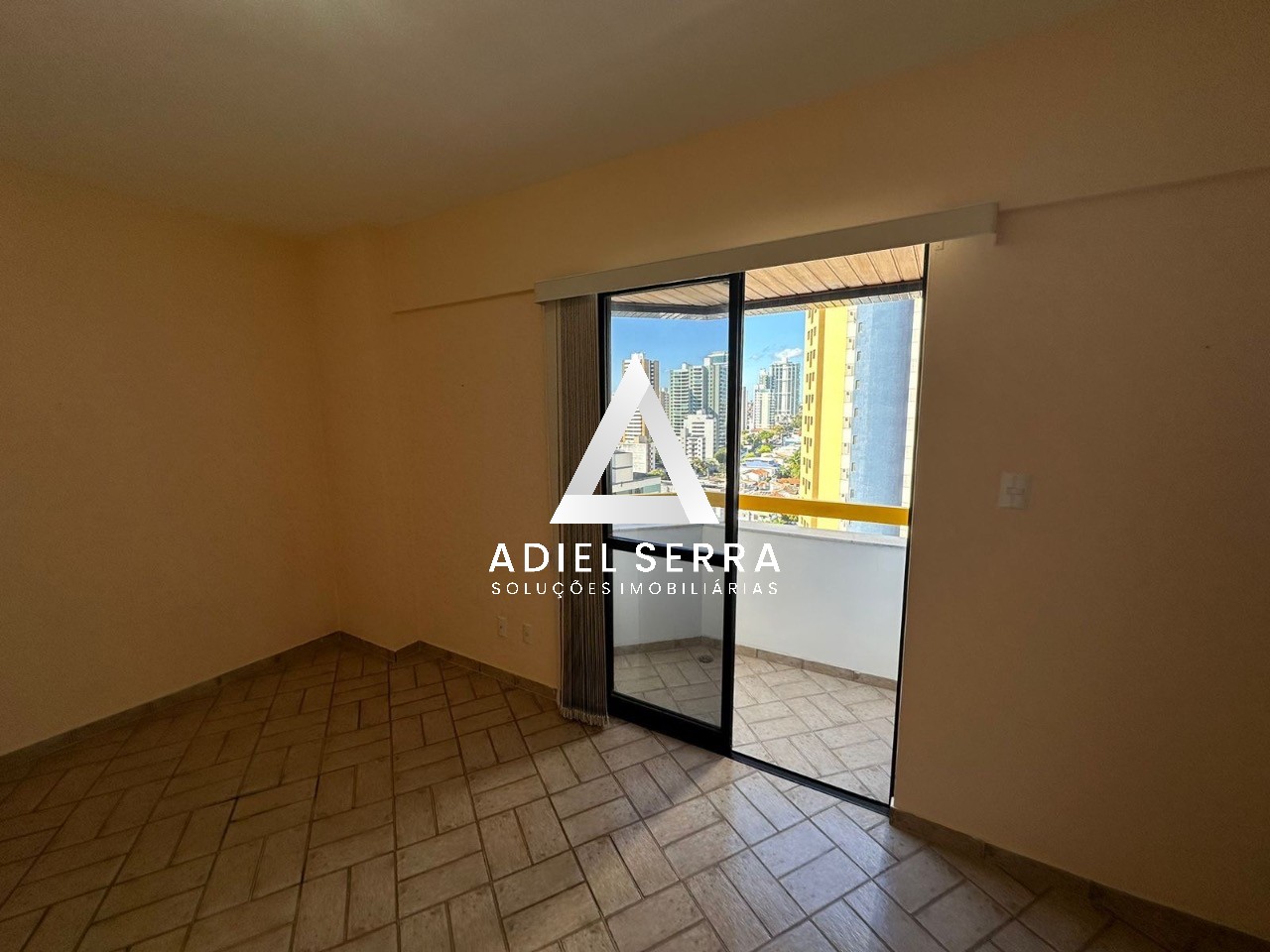 Apartamento - Caminho das árvores