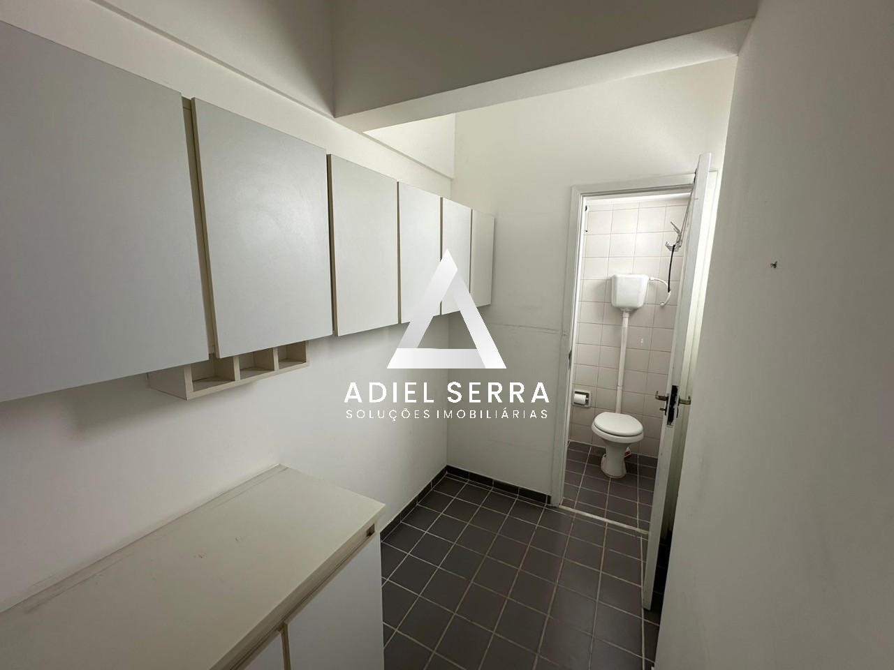 Apartamento - Caminho das árvores