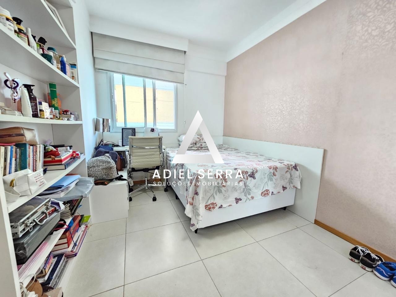 Apartamento - Caminho das árvores