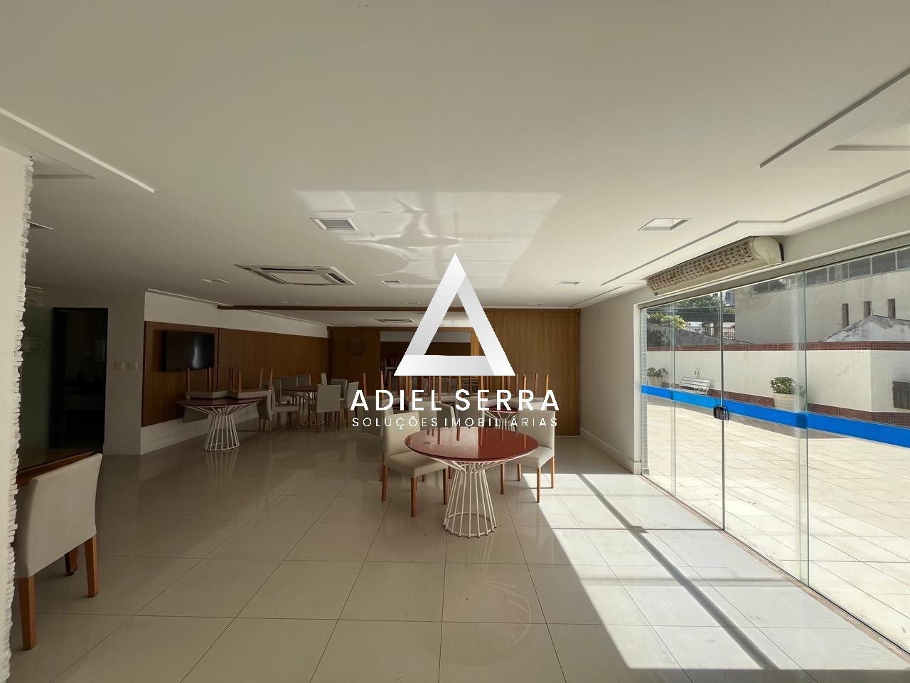 Apartamento - Costa azul