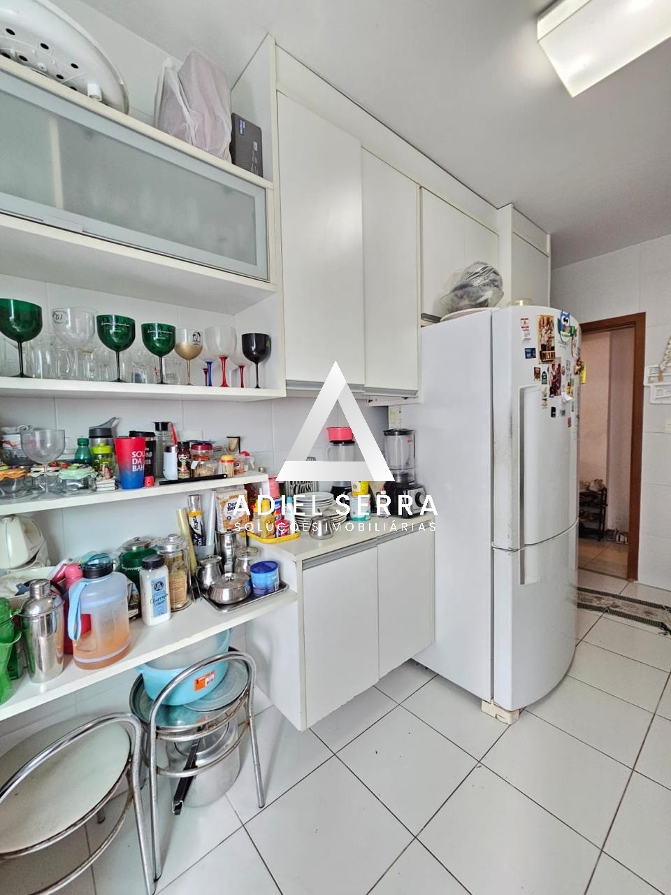Apartamento - Caminho das árvores