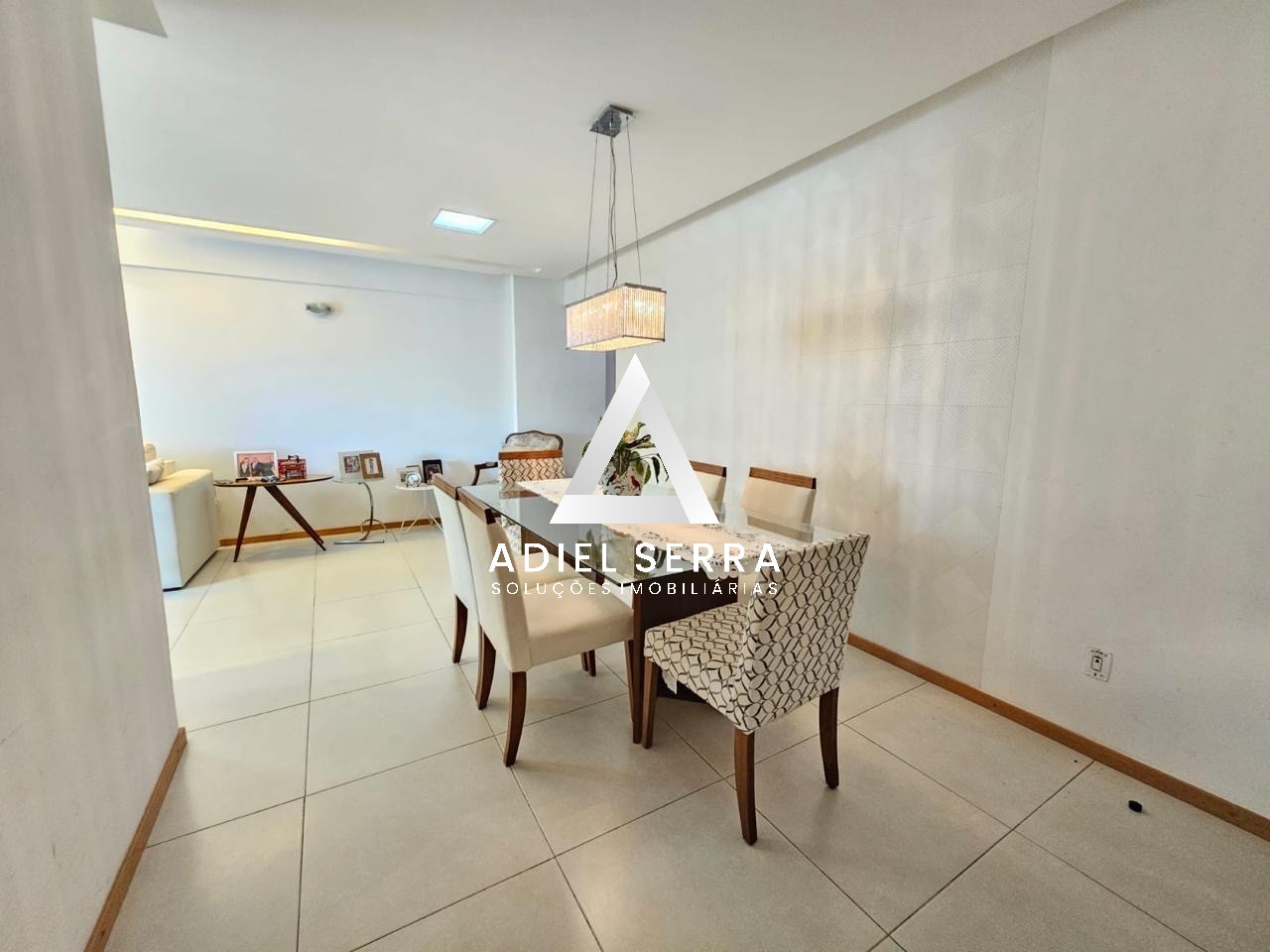 Apartamento - Caminho das árvores