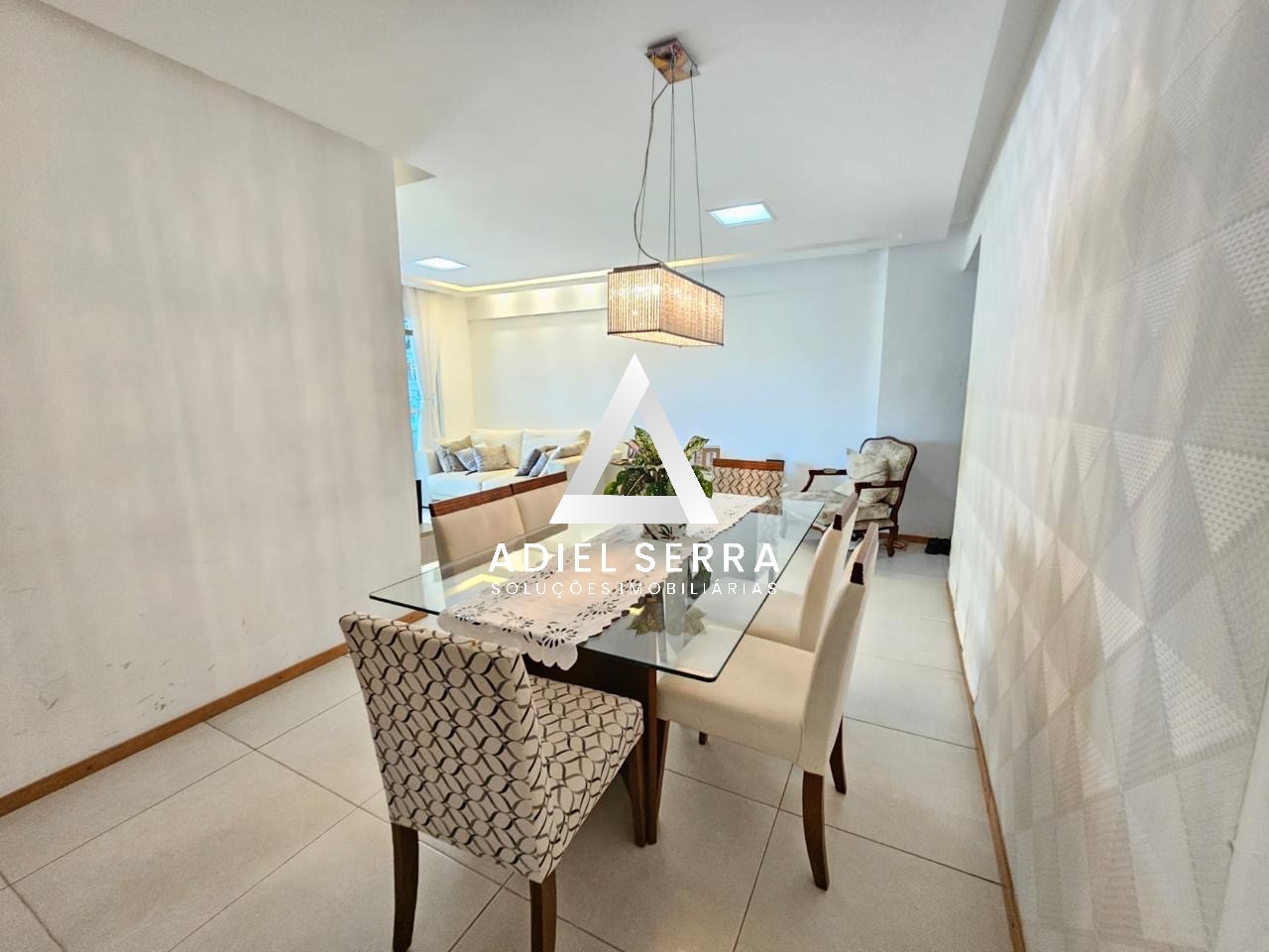 Apartamento - Caminho das árvores